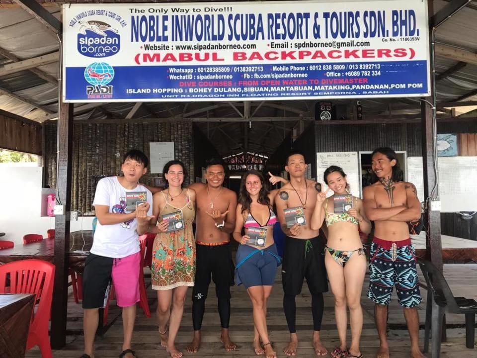 Ferienwohnung Mabul Backpackers Mabul Island Exterior foto